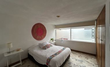 Casa amueblada en renta 3 recámaras en fraccionamiento, zona Angelópolis.