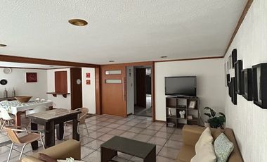 Casa amueblada en renta 3 recámaras en fraccionamiento, zona Angelópolis.