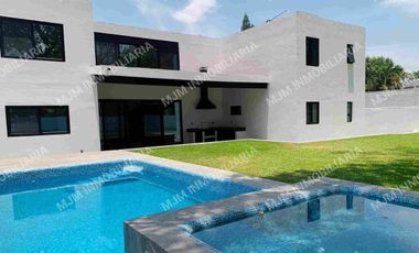 CASA AMAPOLA ESPECTACULAR RESIDENCIA QUE DA AL CAMPO DE GOLF