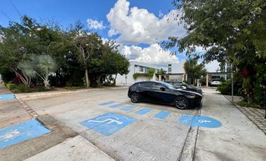 🏡 Casa en Renta Totalmente Equipada en YaaxBeh Conkal – Esquina con Alberca y R