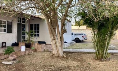 Casa en venta en Mérida, Mulchechén, ideal para oficinas ( una planta)