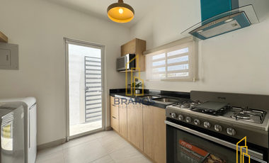 Casa en venta de un piso en fraccionamiento privado al sur