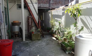 Olazabal y 9 de Julio. Venta en Bloque , Local + casa 3 amb con garage + depto 3 amb en planta alta