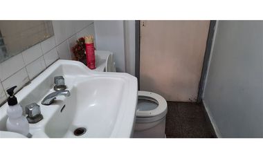 Oportunidad Casa En Venta De 6 Dorm. En San Joaquín