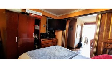 Oportunidad Casa En Venta De 6 Dorm. En San Joaquín