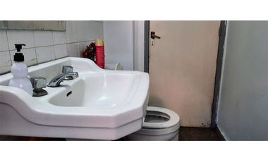 Oportunidad Casa En Venta De 6 Dorm. En San Joaquín
