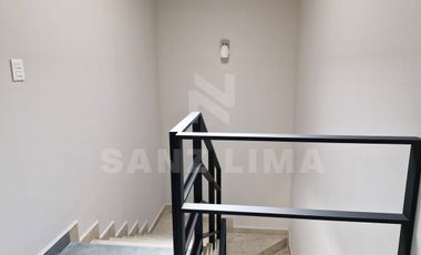 Urquijo Residencial: Casa Cantabria, elegante, amplios espacios, finos acabados.