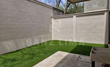 Urquijo Residencial: Casa Cantabria, elegante, amplios espacios, finos acabados.