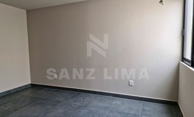 Urquijo Residencial: Casa Cantabria, elegante, amplios espacios, finos acabados.