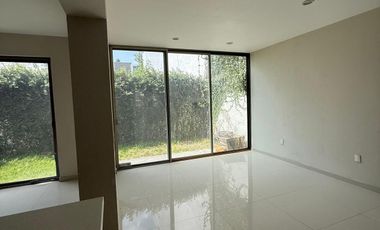 Casa en Venta – Valle Imperial, Coto 19 (Imperio Maya)