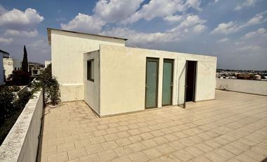 Casa en Venta – Valle Imperial, Coto 19 (Imperio Maya)