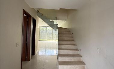 Casa en Venta – Valle Imperial, Coto 19 (Imperio Maya)