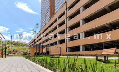 Triada en Lago Esmeralda