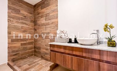 Triada en Lago Esmeralda