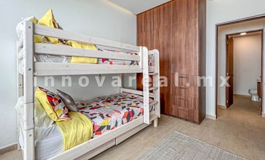 Triada en Lago Esmeralda