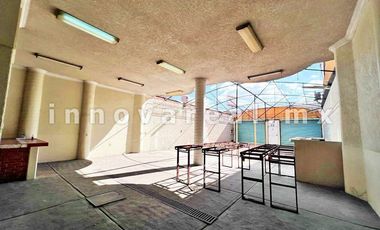 Bodega Comercial en Jardines de Atizapán