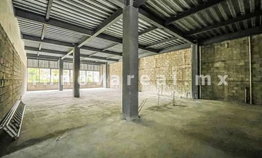 Locales en Plaza 4uatro