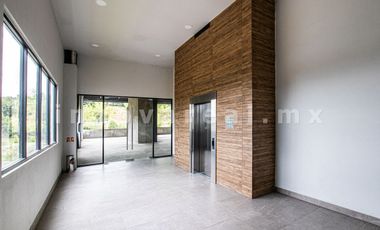 Locales en Plaza 4uatro