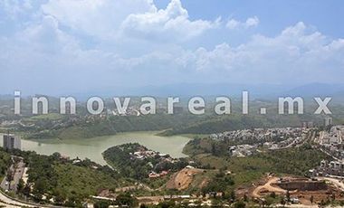 Sky View en Lago Esmeralda