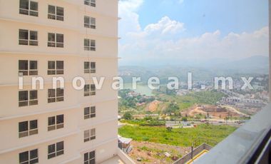 Sky View en Lago Esmeralda