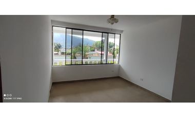 Valle de Los Chillos, Casa Comercial en Renta, 700m2, 3 Ambientes
