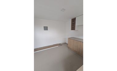 En venta casa de dos pisos sector Cdla Manta azul.