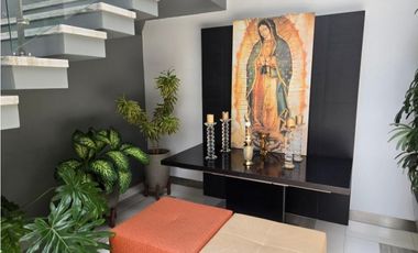 Samborondón, Casa en Venta, 844m2, 2 Habitaciones, gym, vista al lago