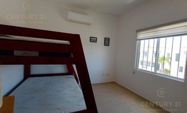 En Venta Linda Casa de 2Rec. Fracc. Real Bilbao