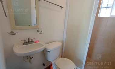 En Venta Linda Casa de 2Rec. Fracc. Real Bilbao