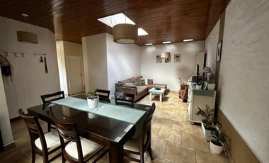**HERMOSA CASA Â¡APTO CREDITO! EN BARRIO CERRITO**