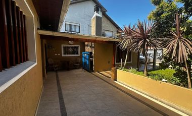 **HERMOSA CASA Â¡APTO CREDITO! EN BARRIO CERRITO**