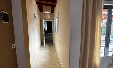 **HERMOSA CASA Â¡APTO CREDITO! EN BARRIO CERRITO**