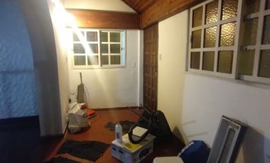 Hermoso PH 1er piso por escalera de 4 ambientes