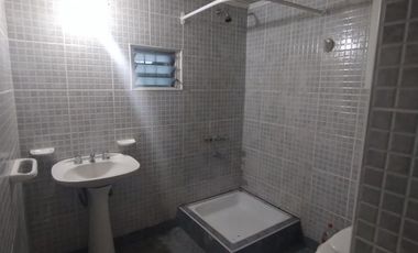 Hermoso PH 1er piso por escalera de 4 ambientes