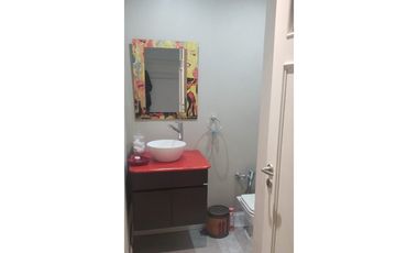 SEMIPISO AL CONTRAFRENTE. MACROCENTRO. RECICLADO