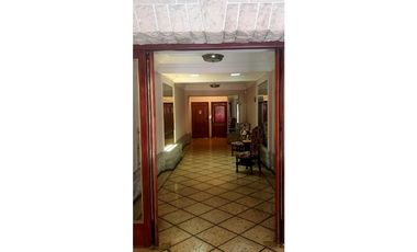 SEMIPISO AL CONTRAFRENTE. MACROCENTRO. RECICLADO