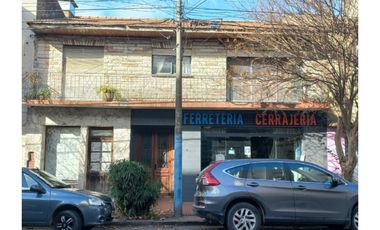 Lote en venta en La Perla. Medidas 10,39 m x 43,30 m. Cel 223542----.