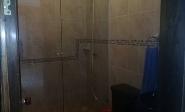Maat vende Casa urbana Villeta-Villa Maria, 240M2 $950Millones