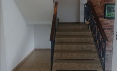 Maat vende Casa urbana Villeta-Villa Maria, 240M2 $950Millones