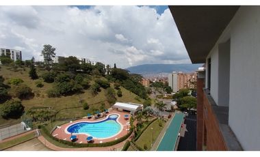 Apartamento  Venta Almeria Laureles Campestre Medellín en Unidad
