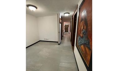 Apartamento  Venta Almeria Laureles Campestre Medellín en Unidad