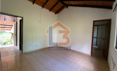 SE ARRIENDA CASA CAMPESTRE EN CALARCA QUINDO