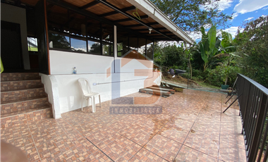 SE ARRIENDA CASA CAMPESTRE EN CALARCA QUINDO
