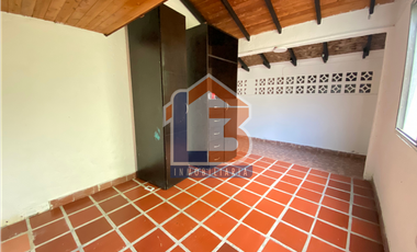 SE ARRIENDA CASA CAMPESTRE EN CALARCA QUINDO