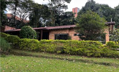 Casa en renta  loma las brujas