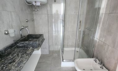 ALQUILO DEPTO 1 DORMITORIO $400.000+ $15.000 DE EXPENSAS. ZONA 5 ESQUINAS