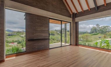 EXCLUSIVA CASA EN VENTA EN MONTESERENO , EL RETIRO / ANT