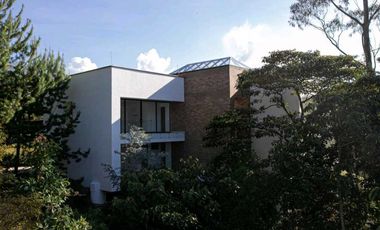 Casa Campestre En Arriendo, Las Palmas - Medellín