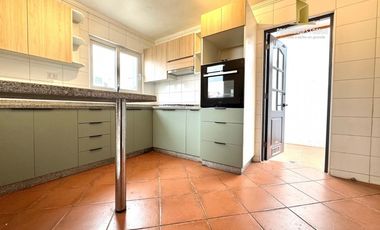 COQUIMBO VENTA CASA  4D 3B REMODELADA DOS PISOS