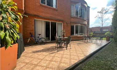 Casa Campestre En Venta, La Calera - El Poblado